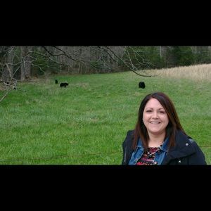 Meet your Posher, Julie